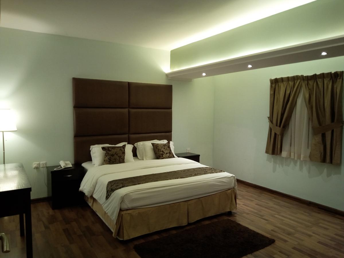 Shayah Suites Jeddah Exterior photo