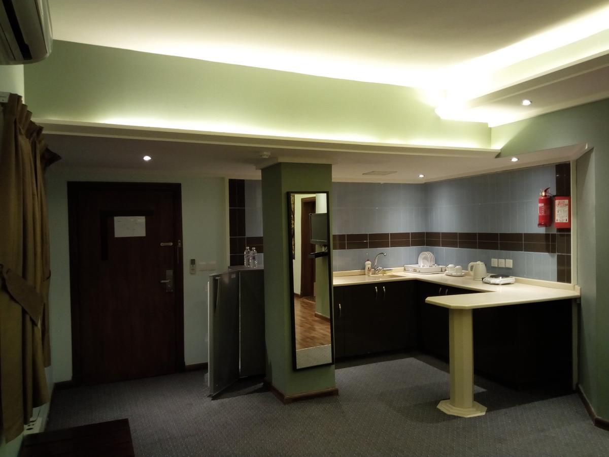 Shayah Suites Jeddah Exterior photo